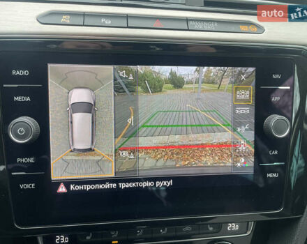 Красный Фольксваген Пассат, объемом двигателя 2 л и пробегом 218 тыс. км за 20450 $, фото 33 на Automoto.ua