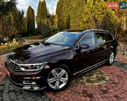 Червоний Фольксваген Пассат, об'ємом двигуна 2 л та пробігом 254 тис. км за 18900 $, фото 2 на Automoto.ua