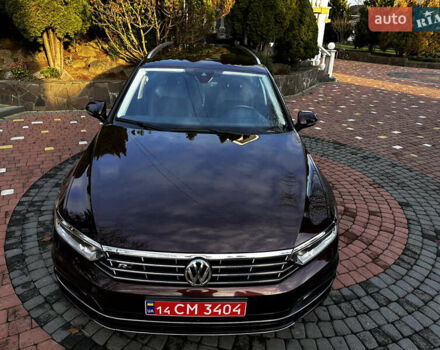 Червоний Фольксваген Пассат, об'ємом двигуна 2 л та пробігом 254 тис. км за 18900 $, фото 4 на Automoto.ua