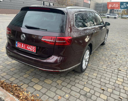 Красный Фольксваген Пассат, объемом двигателя 2 л и пробегом 218 тыс. км за 20450 $, фото 3 на Automoto.ua
