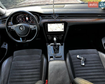 Червоний Фольксваген Пассат, об'ємом двигуна 2 л та пробігом 254 тис. км за 18900 $, фото 33 на Automoto.ua