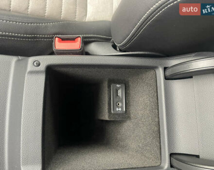 Красный Фольксваген Пассат, объемом двигателя 2 л и пробегом 218 тыс. км за 20450 $, фото 38 на Automoto.ua