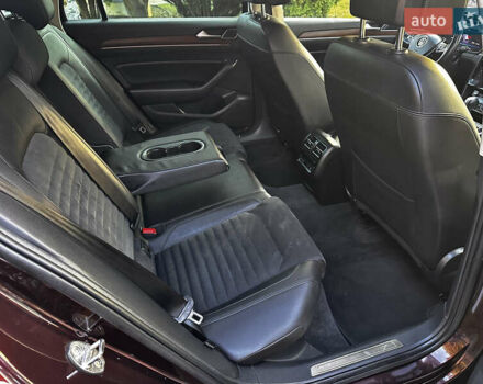 Червоний Фольксваген Пассат, об'ємом двигуна 2 л та пробігом 254 тис. км за 18900 $, фото 26 на Automoto.ua