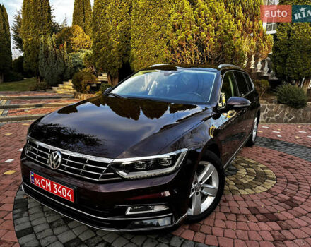 Червоний Фольксваген Пассат, об'ємом двигуна 2 л та пробігом 254 тис. км за 18900 $, фото 1 на Automoto.ua