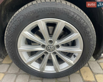 Красный Фольксваген Пассат, объемом двигателя 2 л и пробегом 218 тыс. км за 20450 $, фото 21 на Automoto.ua