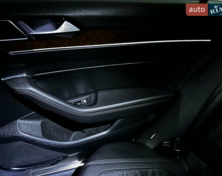 Червоний Фольксваген Пассат, об'ємом двигуна 2 л та пробігом 254 тис. км за 18900 $, фото 84 на Automoto.ua