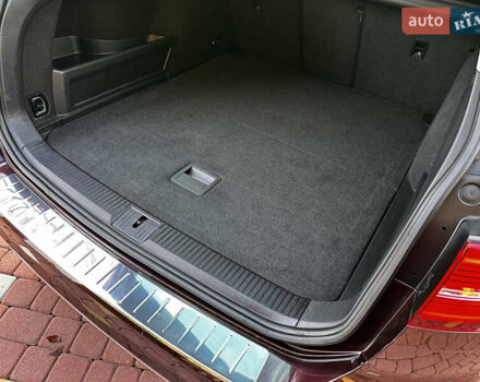 Червоний Фольксваген Пассат, об'ємом двигуна 2 л та пробігом 254 тис. км за 18900 $, фото 68 на Automoto.ua