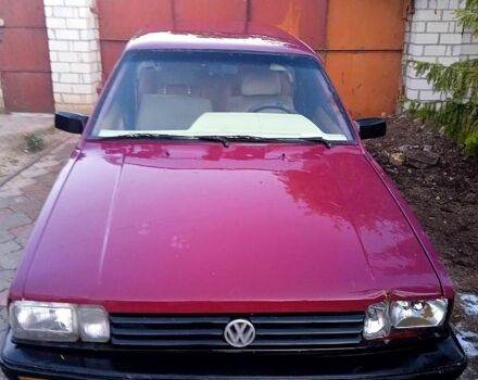 Красный Фольксваген Пассат, объемом двигателя 1.6 л и пробегом 200 тыс. км за 1300 $, фото 1 на Automoto.ua