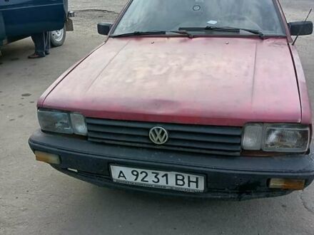 Фольксваген Пассат 1985 в Павлограде на Automoto.ua Красный Фольксваген Пассат, объемом двигателя 1.6 л и пробегом 120 тыс. км за 973 $, фото 1 на Automoto.ua