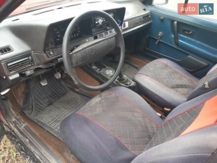 Фольксваген Пассат 1987 в Ярмолинцы на Automoto.ua Красный Фольксваген Пассат, объемом двигателя 1.8 л и пробегом 305 тыс. км за 800 $, фото 1 на Automoto.ua