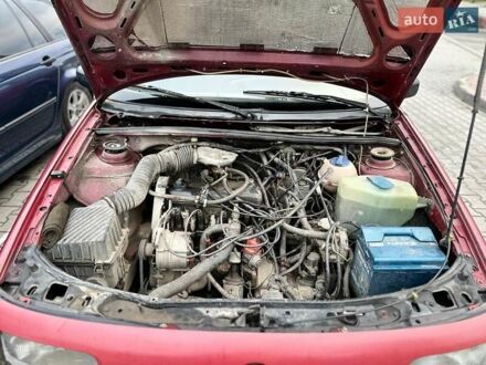 Червоний Фольксваген Пассат, об'ємом двигуна 1.8 л та пробігом 440 тис. км за 1180 $, фото 1 на Automoto.ua