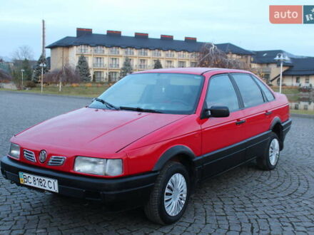 Червоний Фольксваген Пассат, об'ємом двигуна 1.8 л та пробігом 366 тис. км за 1650 $, фото 1 на Automoto.ua