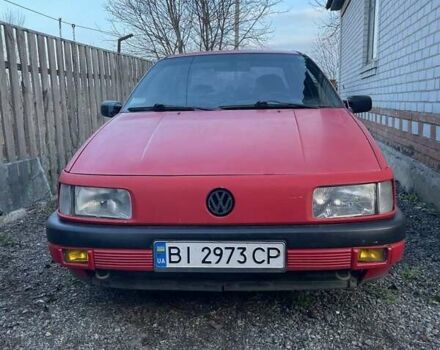 Красный Фольксваген Пассат, объемом двигателя 1.6 л и пробегом 387 тыс. км за 1600 $, фото 1 на Automoto.ua