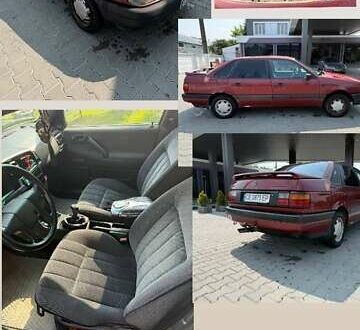 Красный Фольксваген Пассат, объемом двигателя 1.6 л и пробегом 300 тыс. км за 1650 $, фото 1 на Automoto.ua