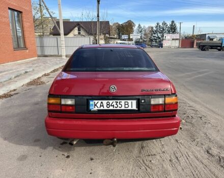 Червоний Фольксваген Пассат, об'ємом двигуна 1.8 л та пробігом 215 тис. км за 1350 $, фото 1 на Automoto.ua