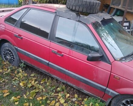 Красный Фольксваген Пассат, объемом двигателя 2 л и пробегом 100 тыс. км за 646 $, фото 1 на Automoto.ua