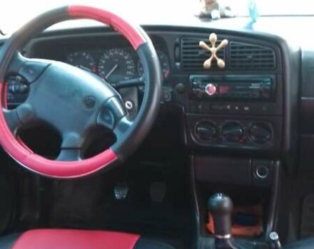 Червоний Фольксваген Пассат, об'ємом двигуна 1.99 л та пробігом 350 тис. км за 1416 $, фото 1 на Automoto.ua