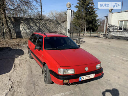 Червоний Фольксваген Пассат, об'ємом двигуна 2 л та пробігом 405 тис. км за 3000 $, фото 1 на Automoto.ua