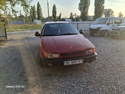 Фольксваген Пассат 1993 в Владимир-Волынский на Automoto.ua Красный Фольксваген Пассат, объемом двигателя 1.8 л и пробегом 443 тыс. км за 900 $, фото 1 на Automoto.ua
