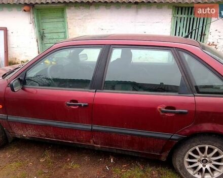 Червоний Фольксваген Пассат, об'ємом двигуна 1.8 л та пробігом 620 тис. км за 1450 $, фото 1 на Automoto.ua