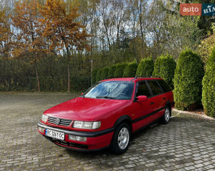 Червоний Фольксваген Пассат, об'ємом двигуна 1.78 л та пробігом 200 тис. км за 1850 $, фото 1 на Automoto.ua