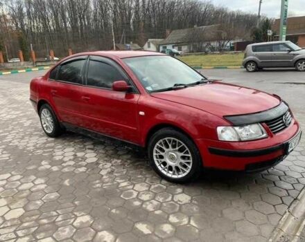 Красный Фольксваген Пассат, объемом двигателя 1.6 л и пробегом 404 тыс. км за 3500 $, фото 1 на Automoto.ua