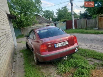 Червоний Фольксваген Пассат, об'ємом двигуна 1.78 л та пробігом 288 тис. км за 3250 $, фото 1 на Automoto.ua