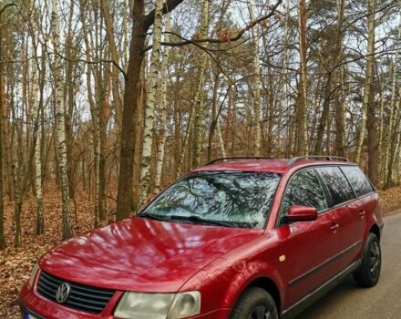 Красный Фольксваген Пассат, объемом двигателя 0 л и пробегом 340 тыс. км за 2250 $, фото 1 на Automoto.ua