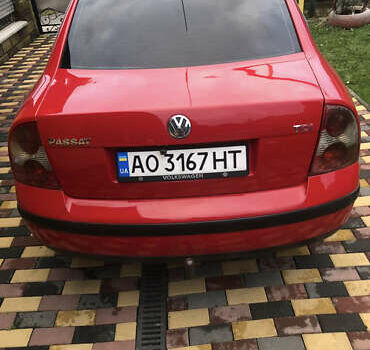 Червоний Фольксваген Пассат, об'ємом двигуна 1.9 л та пробігом 380 тис. км за 4000 $, фото 1 на Automoto.ua