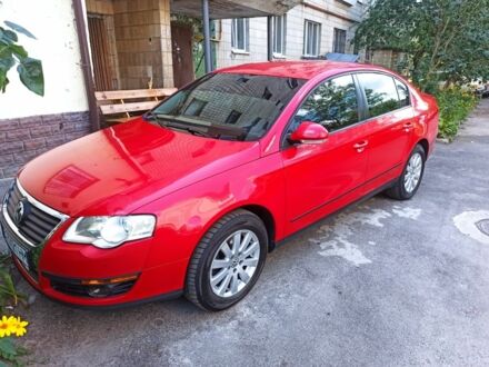 Червоний Фольксваген Пассат, об'ємом двигуна 1.4 л та пробігом 30 тис. км за 5500 $, фото 1 на Automoto.ua