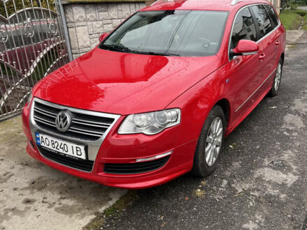 Красный Фольксваген Пассат, объемом двигателя 1.97 л и пробегом 346 тыс. км за 7900 $, фото 1 на Automoto.ua