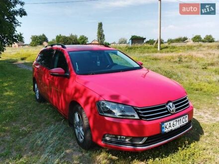 Красный Фольксваген Пассат, объемом двигателя 1.6 л и пробегом 272 тыс. км за 7800 $, фото 1 на Automoto.ua
