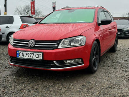 Червоний Фольксваген Пассат, об'ємом двигуна 1.97 л та пробігом 209 тис. км за 11900 $, фото 1 на Automoto.ua