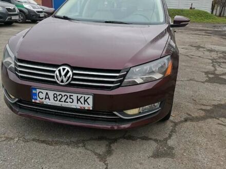 Красный Фольксваген Пассат, объемом двигателя 2.48 л и пробегом 259 тыс. км за 8300 $, фото 1 на Automoto.ua