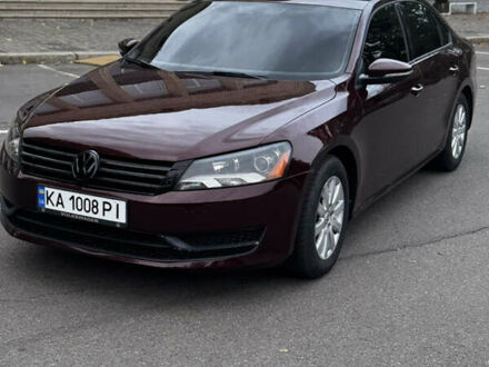 Фольксваген Пассат 2012 в Николаеве на Automoto.ua Красный Фольксваген Пассат, объемом двигателя 2.48 л и пробегом 241 тыс. км за 9500 $, фото 1 на Automoto.ua