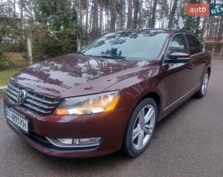 Красный Фольксваген Пассат, объемом двигателя 2 л и пробегом 163 тыс. км за 10500 $, фото 1 на Automoto.ua