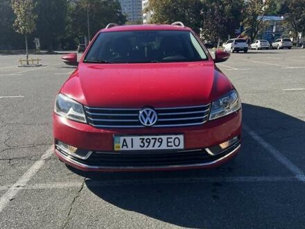 Фольксваген Пассат 2012 в Броварах на Automoto.ua Красный Фольксваген Пассат, объемом двигателя 1.4 л и пробегом 258 тыс. км за 7800 $, фото 1 на Automoto.ua