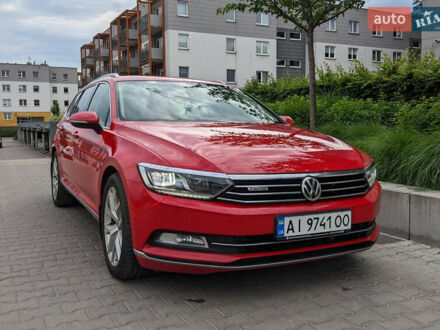 Красный Фольксваген Пассат, объемом двигателя 1.97 л и пробегом 280 тыс. км за 16800 $, фото 1 на Automoto.ua