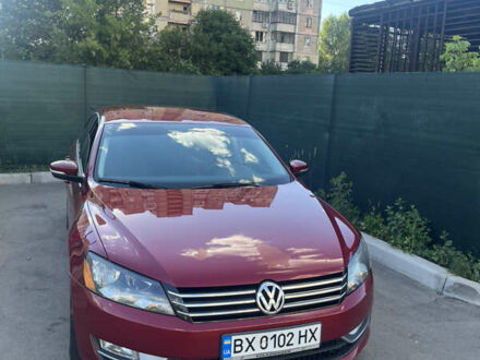 Красный Фольксваген Пассат, объемом двигателя 1.8 л и пробегом 130 тыс. км за 11800 $, фото 1 на Automoto.ua