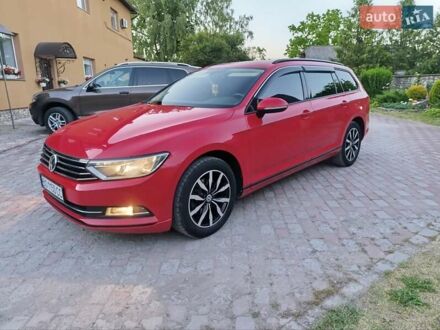 Червоний Фольксваген Пассат, об'ємом двигуна 1.6 л та пробігом 250 тис. км за 11300 $, фото 1 на Automoto.ua