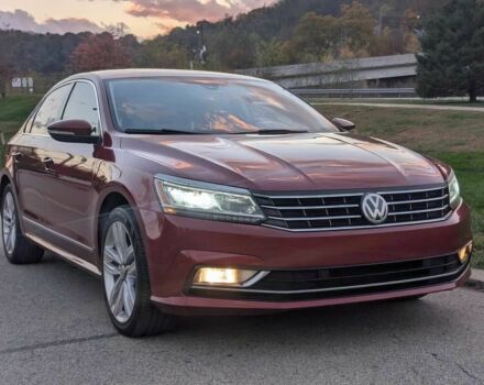 Червоний Фольксваген Пассат, об'ємом двигуна 3.6 л та пробігом 78 тис. км за 7000 $, фото 1 на Automoto.ua