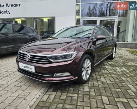 Красный Фольксваген Пассат, объемом двигателя 1.8 л и пробегом 168 тыс. км за 17890 $, фото 1 на Automoto.ua