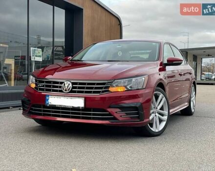 Червоний Фольксваген Пассат, об'ємом двигуна 1.98 л та пробігом 175 тис. км за 14499 $, фото 1 на Automoto.ua