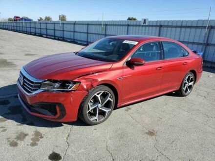 Красный Фольксваген Пассат, объемом двигателя 2 л и пробегом 34 тыс. км за 3800 $, фото 1 на Automoto.ua