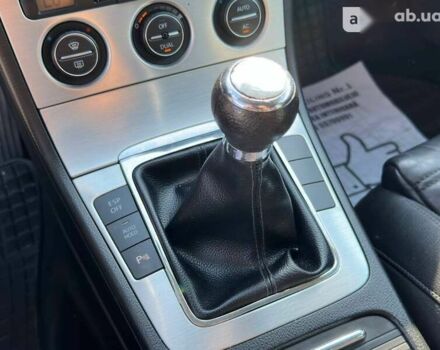 Фольксваген Пассат, объемом двигателя 2 л и пробегом 293 тыс. км за 7400 $, фото 15 на Automoto.ua