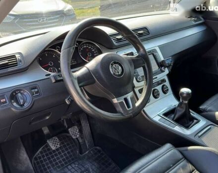 Фольксваген Пассат, объемом двигателя 2 л и пробегом 293 тыс. км за 7400 $, фото 13 на Automoto.ua