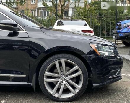 Фольксваген Пассат, объемом двигателя 1.8 л и пробегом 150 тыс. км за 14300 $, фото 14 на Automoto.ua