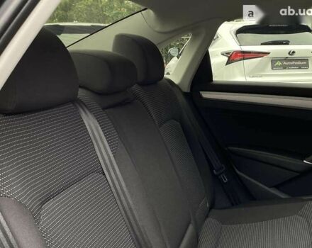 Фольксваген Пассат, объемом двигателя 1.8 л и пробегом 150 тыс. км за 14300 $, фото 23 на Automoto.ua