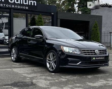 Фольксваген Пассат, объемом двигателя 1.8 л и пробегом 150 тыс. км за 14300 $, фото 3 на Automoto.ua