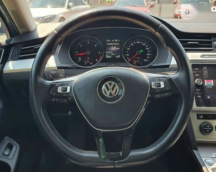 Фольксваген Пассат, объемом двигателя 2 л и пробегом 269 тыс. км за 17500 $, фото 17 на Automoto.ua